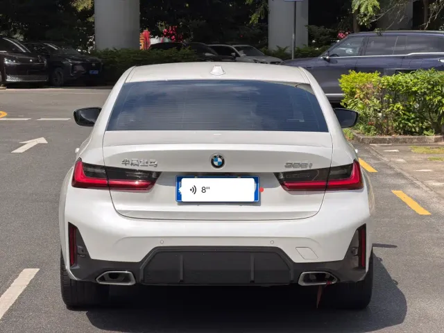 BMW 3 Series — Фото автомобиля 5