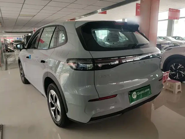 Geely Galaxy E5 — Фото автомобиля 4