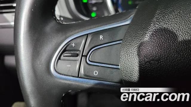 Renault-KoreaSamsung QM6 Новый QM6 2.0 LPe LE Signature 2WD — Фото автомобиля 14