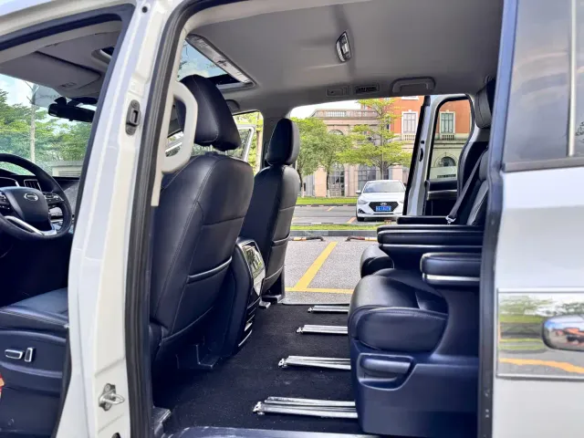GAC Trumpchi M8 — Фото автомобиля 14