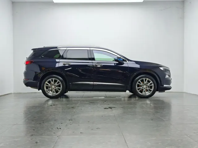 Buick Enclave — Фото автомобиля 11