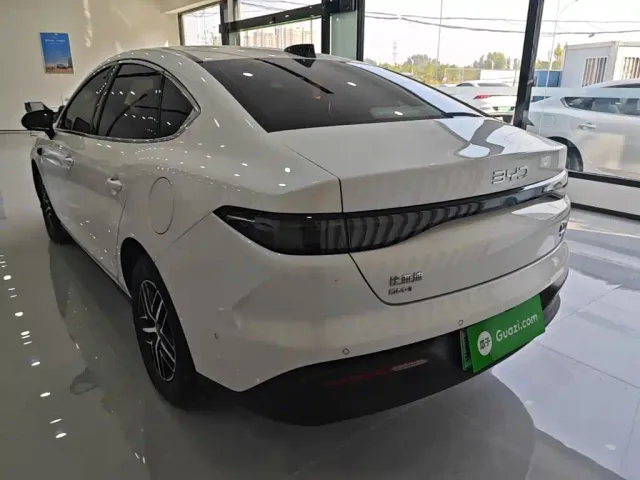 BYD Seal 05 DM-i — Фото автомобиля 4