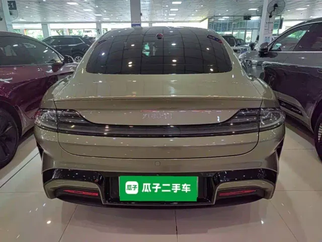 Xiaomi SU7 — Фото автомобиля 5