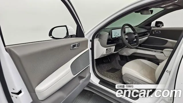 Hyundai Ioniq 6 — Фото автомобиля 10