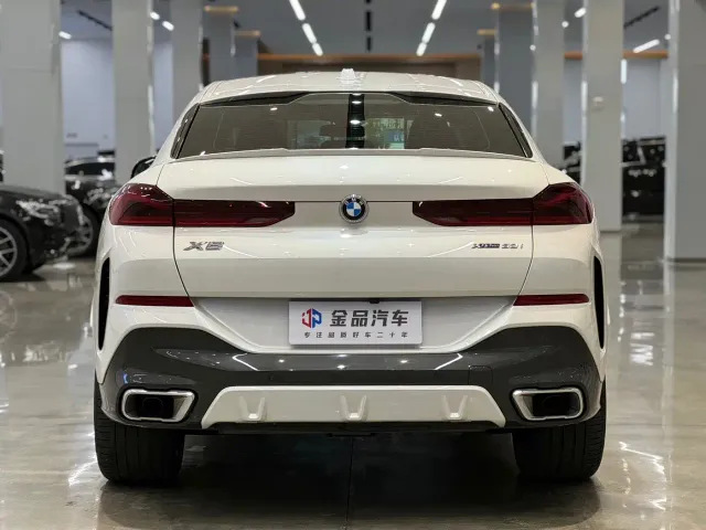 BMW X6 — Фото автомобиля 4