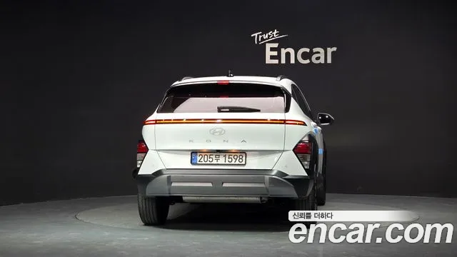 Hyundai Kona SX2 — Фото автомобиля 4