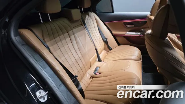 Mercedes-Benz E-Class W214 — Фото автомобиля 17