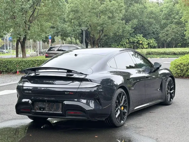Xiaomi SU7 — Фото автомобиля 12