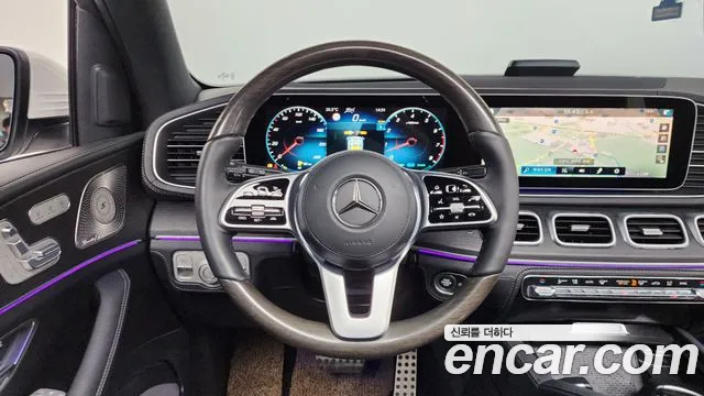 Mercedes-Benz GLS-Class — Фото автомобиля 9