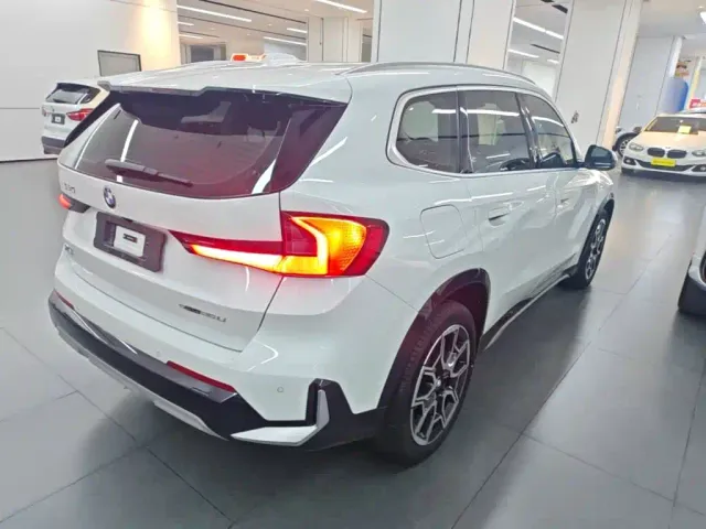 BMW X1 — Фото автомобиля 6