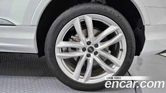 Audi Q7 45 TDI quattro Premium — Фото автомобиля 19