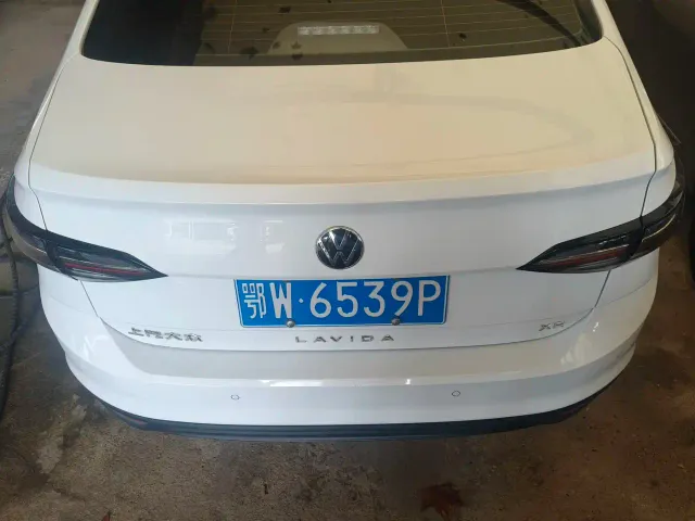Volkswagen Lavida — Фото автомобиля 13