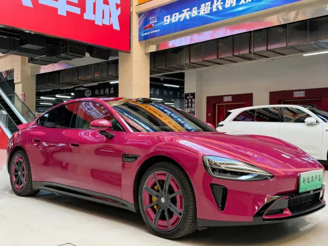 Xiaomi SU7 — Фото автомобиля 3