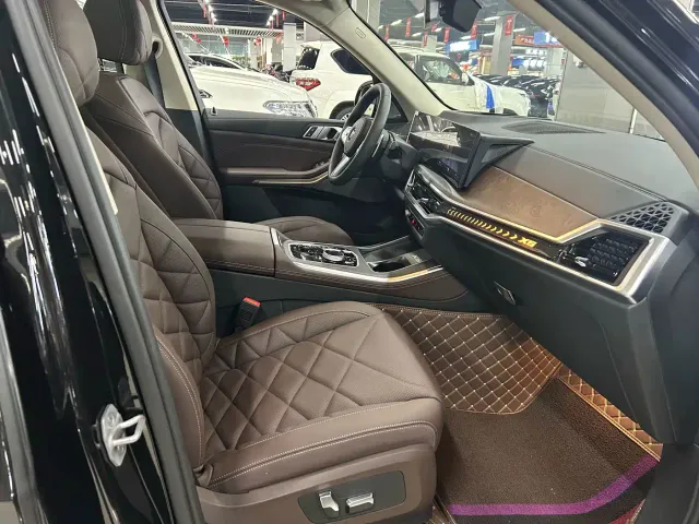 BMW X5 — Фото автомобиля 15