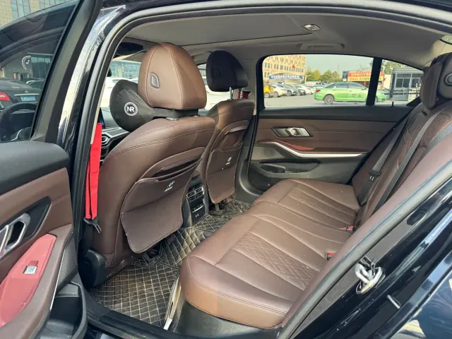 BMW 3 Series — Фото автомобиля 6