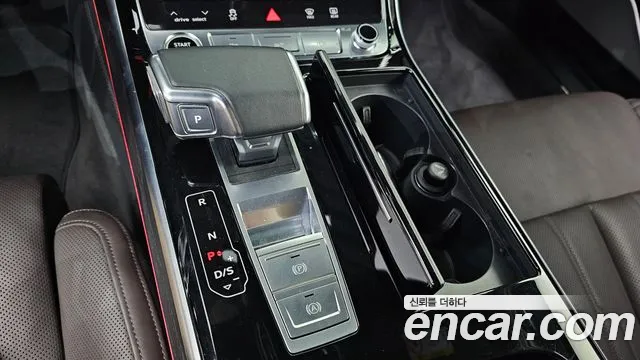 Audi A8 D5 — Фото автомобиля 12