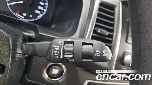 KG_Mobility_Ssangyong Rexton Новый Rexton Sport Khan Дизель 2.2 4WD — Фото автомобиля 28
