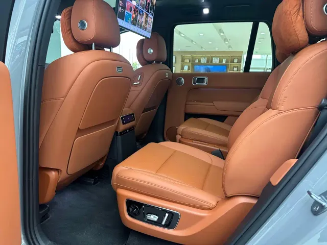 Li Auto L9 — Фото автомобиля 8