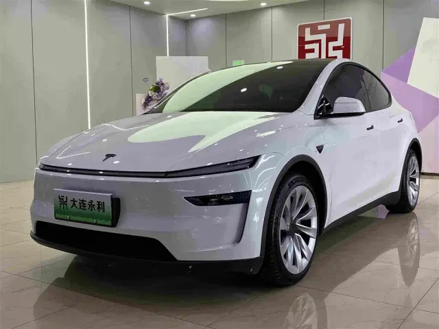 Фотография автомобиля — Tesla Model Y