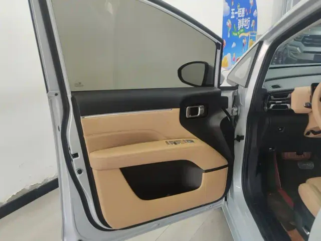Wuling Starlight 730 — Фото автомобиля 7