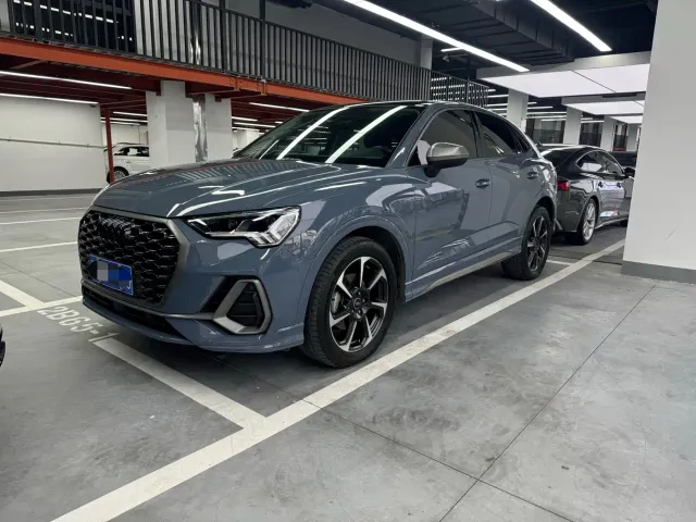 Фотография автомобиля — Audi Q3 Sportback
