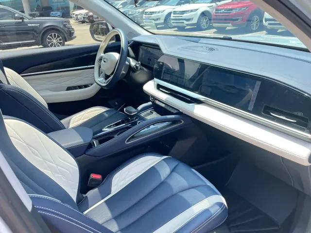 Geely Xingyue L — Фото автомобиля 15