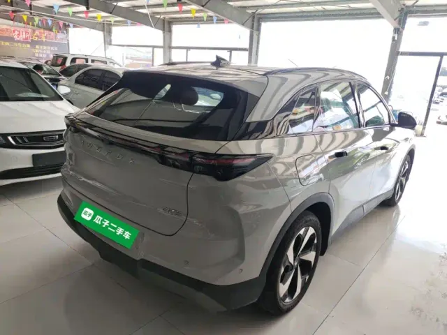 Arcfox Alpha T5 — Фото автомобиля 6