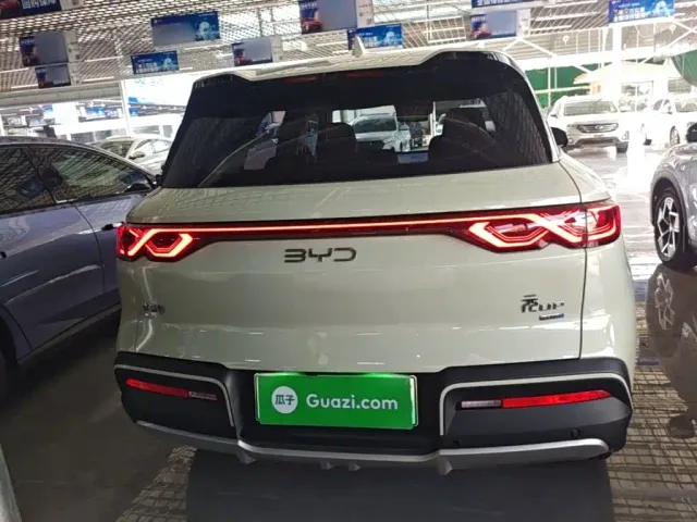 BYD Yuan UP — Фото автомобиля 5