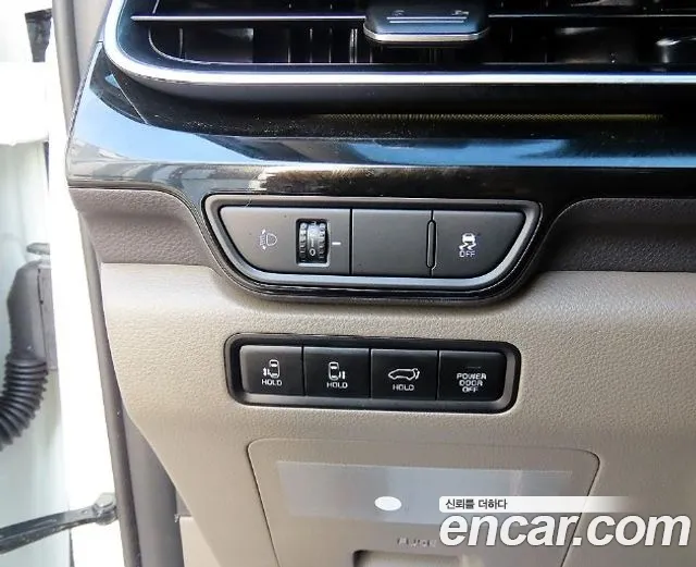 Kia Canival Новый Carnival 4 поколение Дизель 9 мест Signature — Фото автомобиля 17