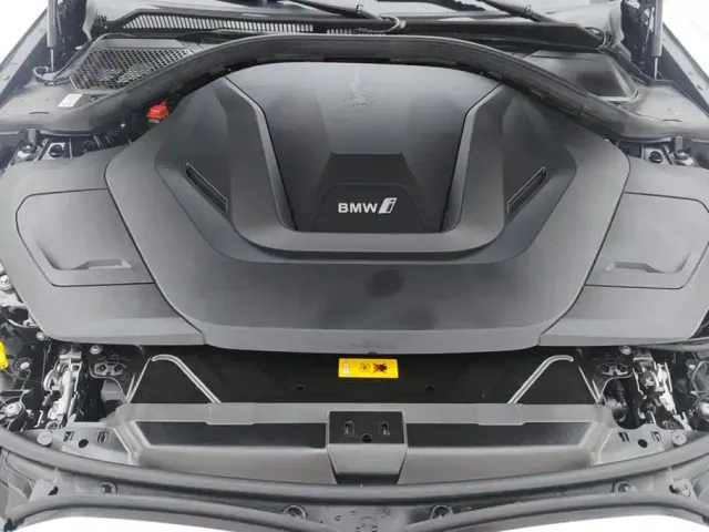 BMW i3 — Фото автомобиля 10