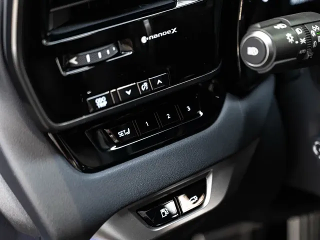 Lexus RX — Фото автомобиля 24