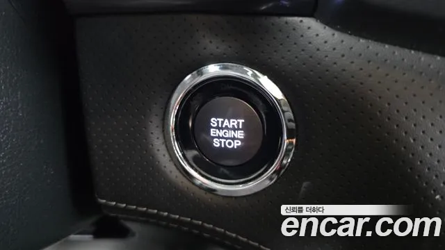 KG_Mobility_Ssangyong Rexton Новый Rexton Sport Дизель 2.2 2WD — Фото автомобиля 30