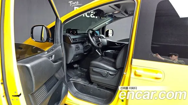 Hyundai Staria — Фото автомобиля 28