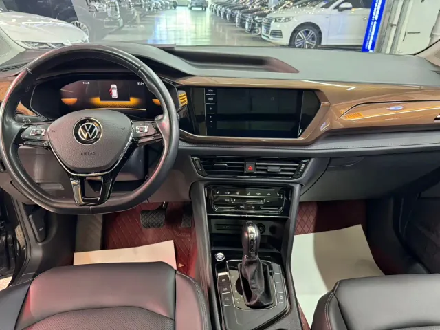 Volkswagen Tharu — Фото автомобиля 5