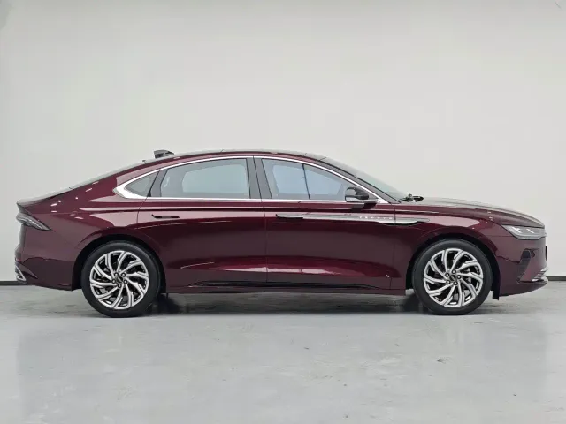 Lincoln Z — Фото автомобиля 11