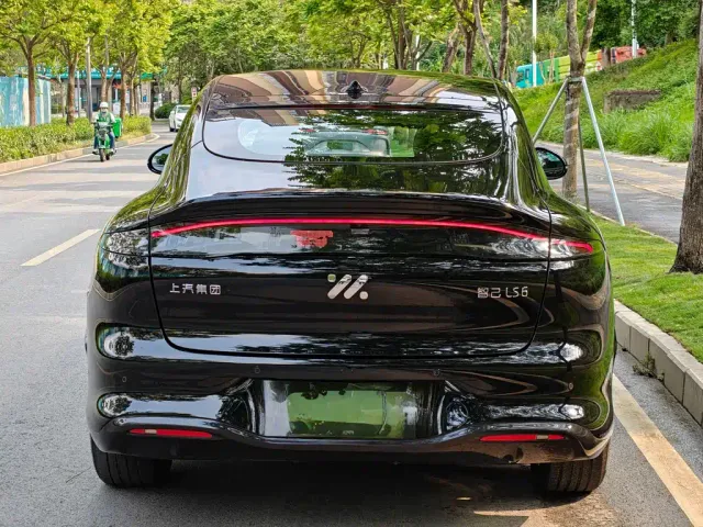 IM Motors LS6 — Фото автомобиля 4