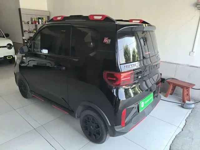Wuling Hongguang Mini EV — Фото автомобиля 4
