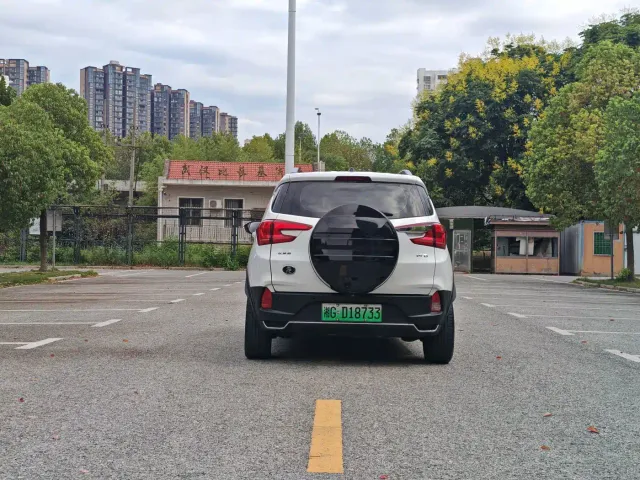 BYD Yuan Pro — Фото автомобиля 9