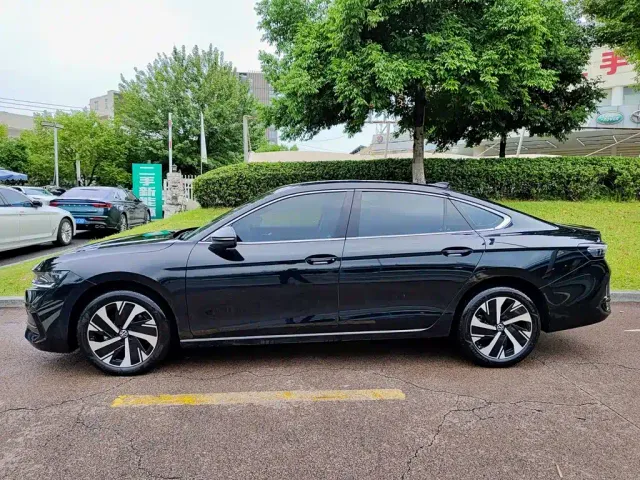 Volkswagen Magotan — Фото автомобиля 3
