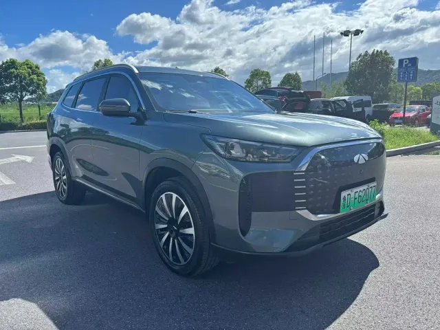 Chery Fengyun T8 — Фото автомобиля 3