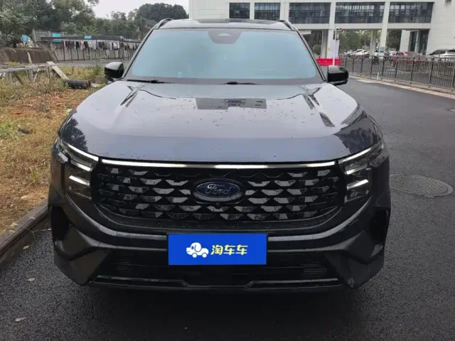 Ford Edge — Фото автомобиля 2