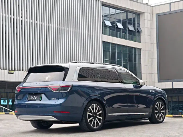 Aito M9 — Фото автомобиля 21