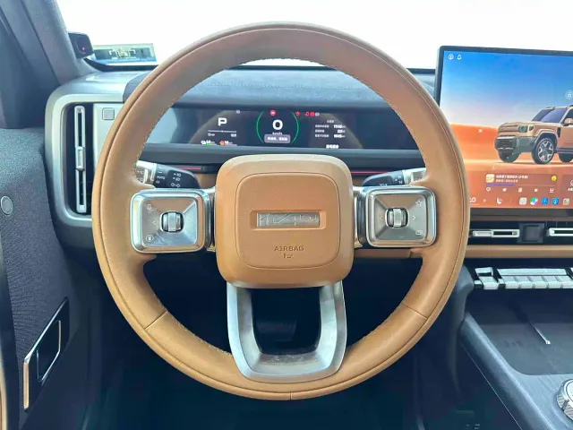 iCAR V27 — Фото автомобиля 12