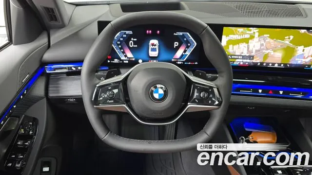 BMW 5-Series 5 серия (G60) — Фото автомобиля 11