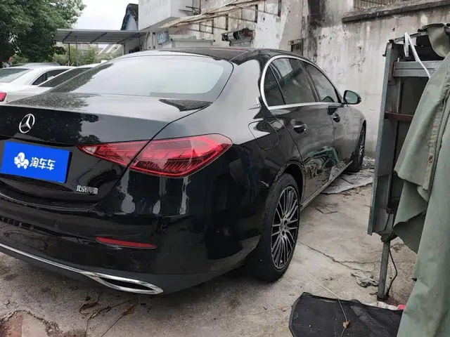 Mercedes-Benz C-Class — Фото автомобиля 3
