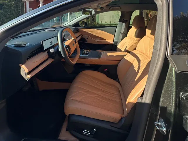 Geely Galaxy Xingyao 8 — Фото автомобиля 7