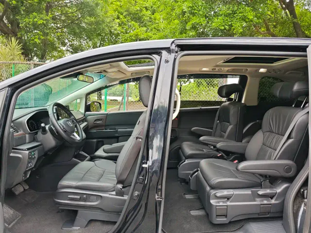 Honda Odyssey — Фото автомобиля 7