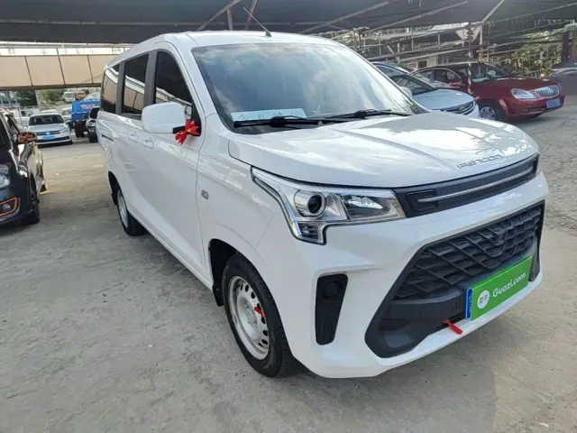 DFSK Fengguang 380 — Фото автомобиля 3