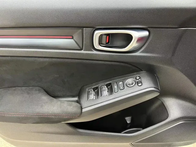 Honda Civic — Фото автомобиля 15