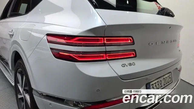 Genesis GV80 — Фото автомобиля 8